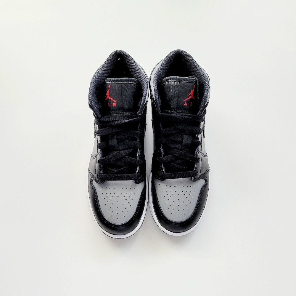Nike Air Jordan 1 Mid Black Gym Red Particle Grey (GS) Youth 6 - Picture 3 of 6